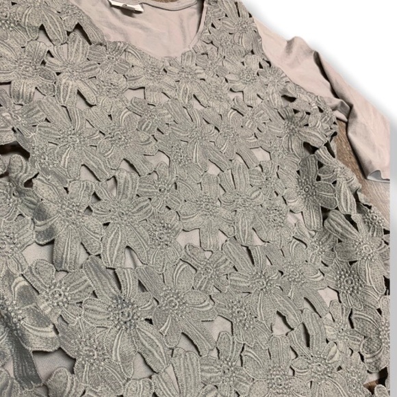 J JILL FLORAL LACE OVERLAY 3/4 SLEEVE PULLOVER - Picture 3 of 8